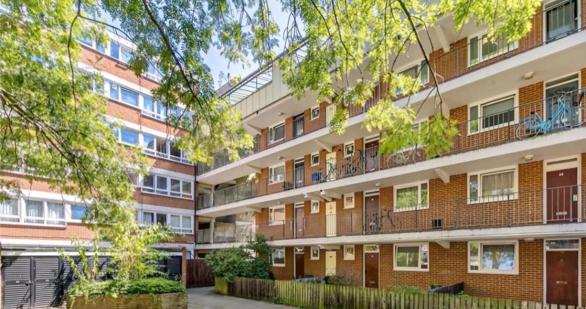 Bright And Spacious One Bedroom Apparment, Free Parking Londres Exterior foto